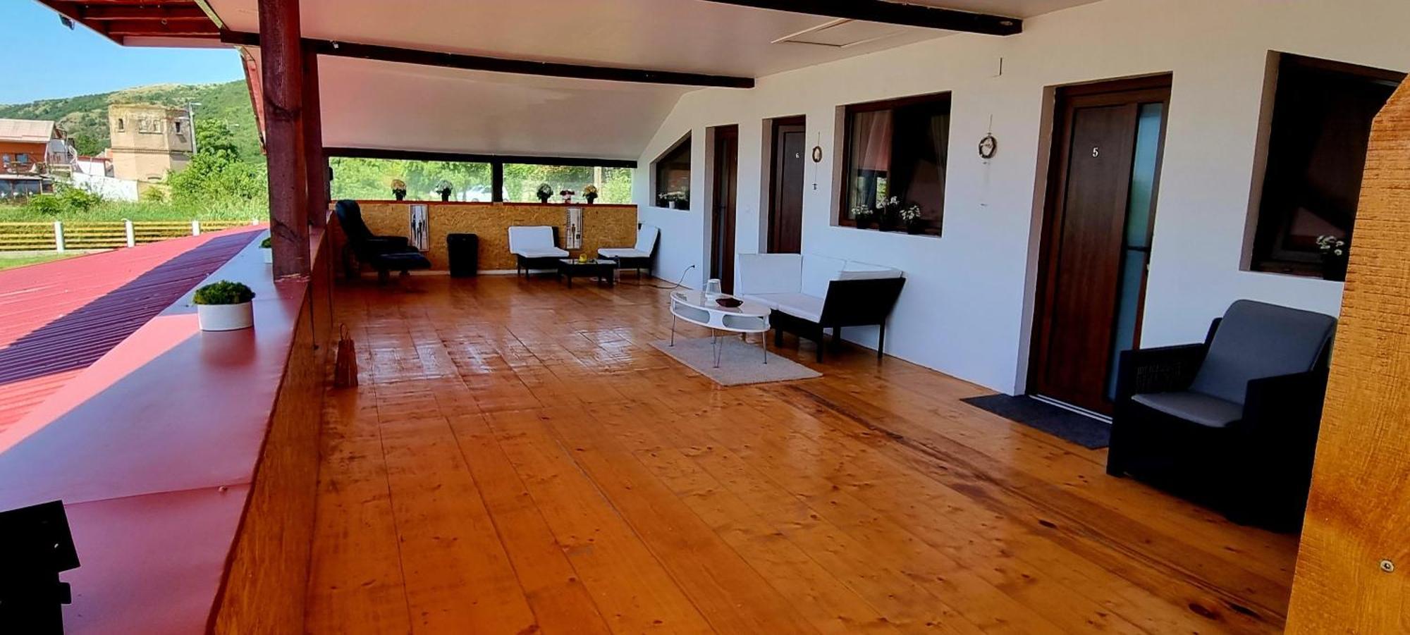 Vila Legrand Bazias Esterno foto