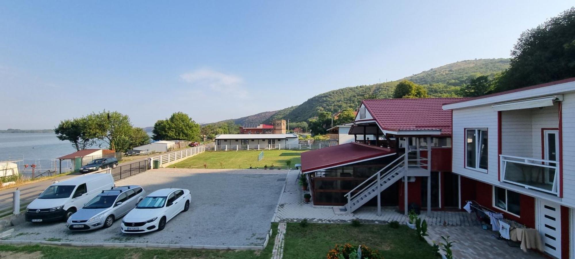Vila Legrand Bazias Esterno foto